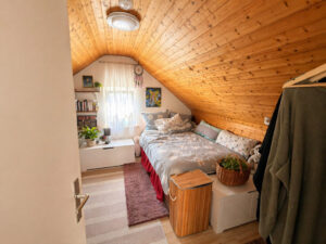 Schlafzimmer.