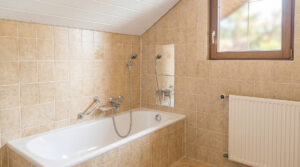 Bad mit Wanne