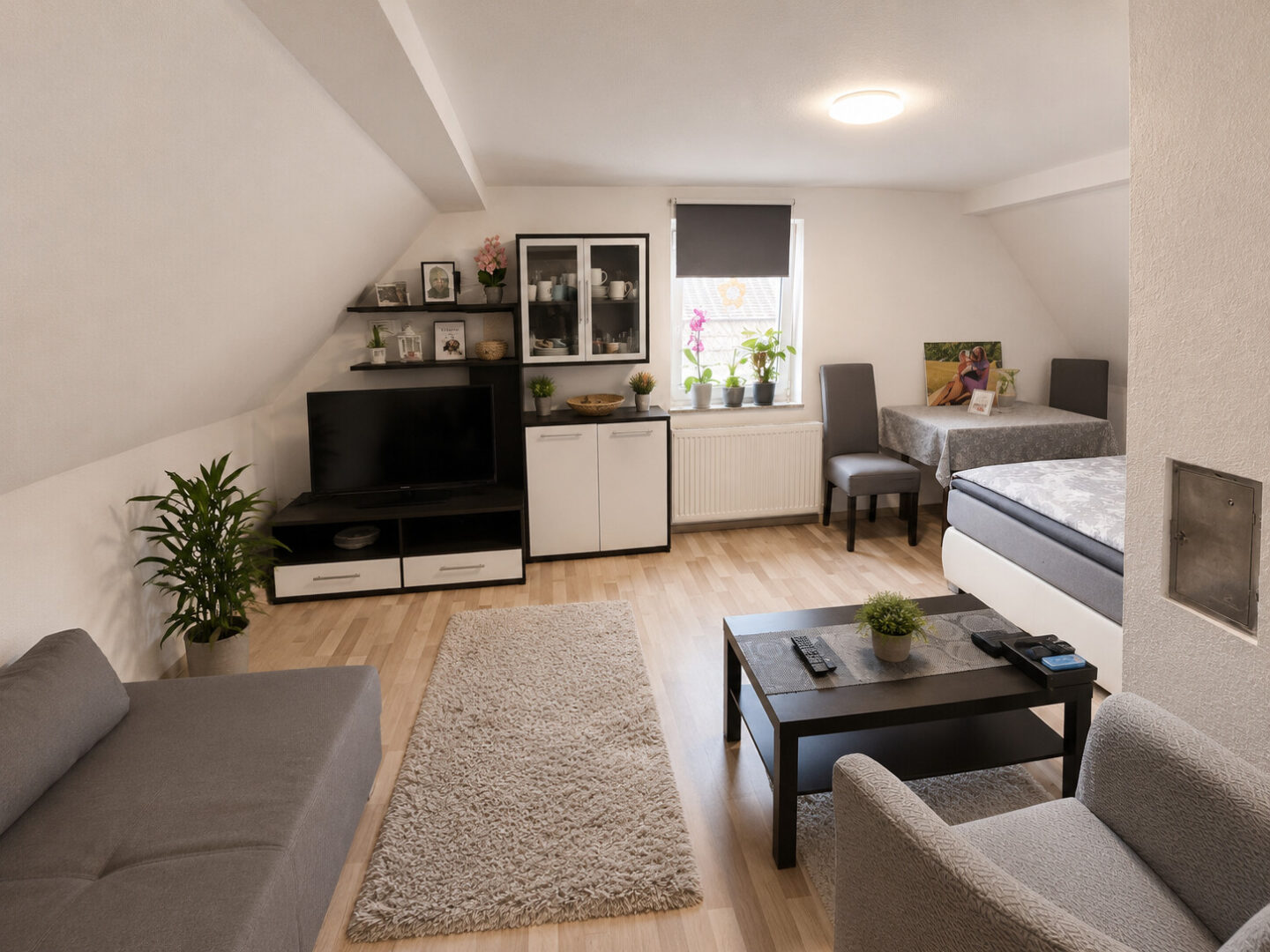 DG_Wohn-Schlafzimmer_KI
