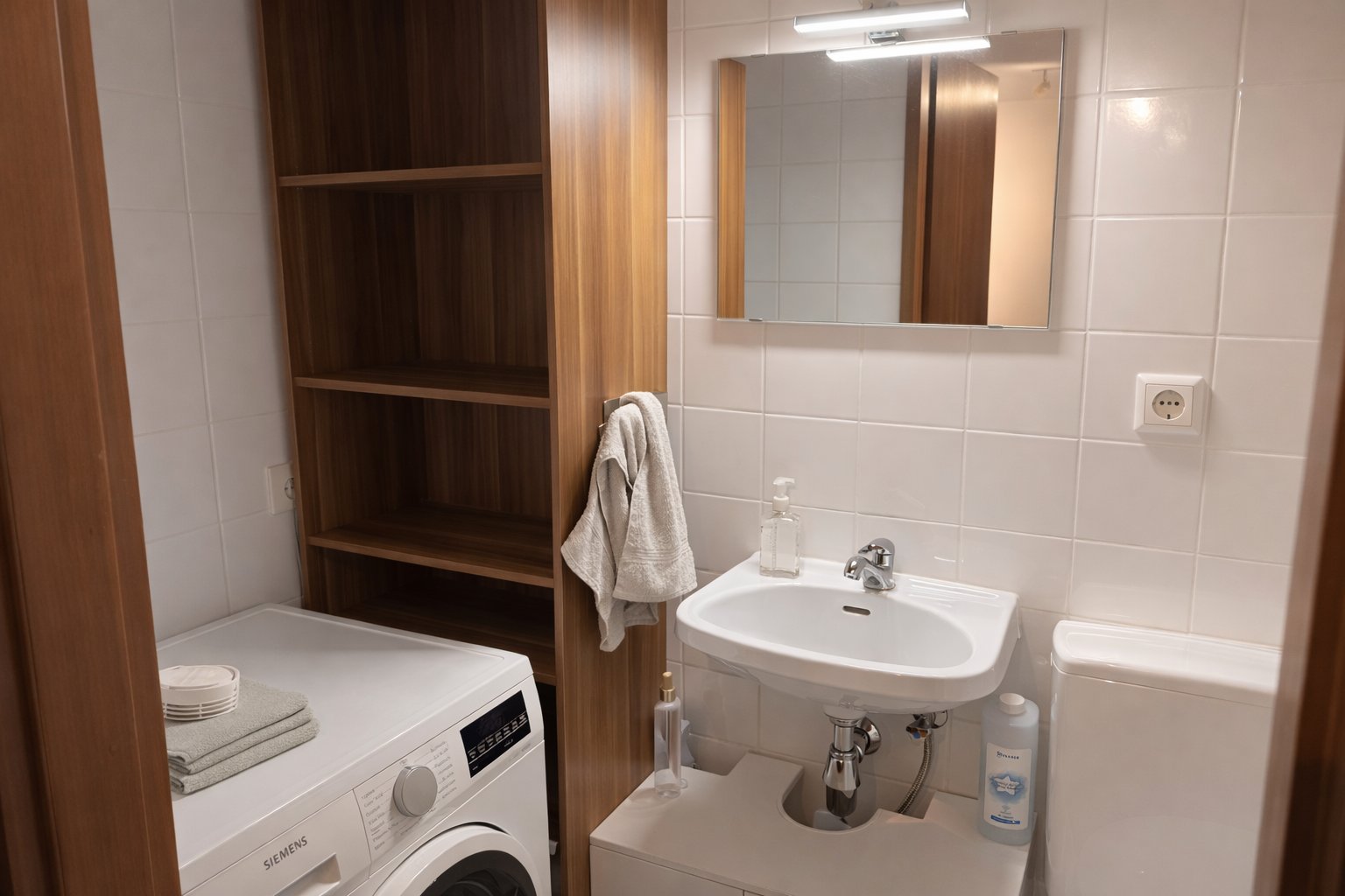 WC mit Waschmaschinenanschluss