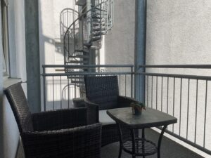 Sitzbereich auf Balkon